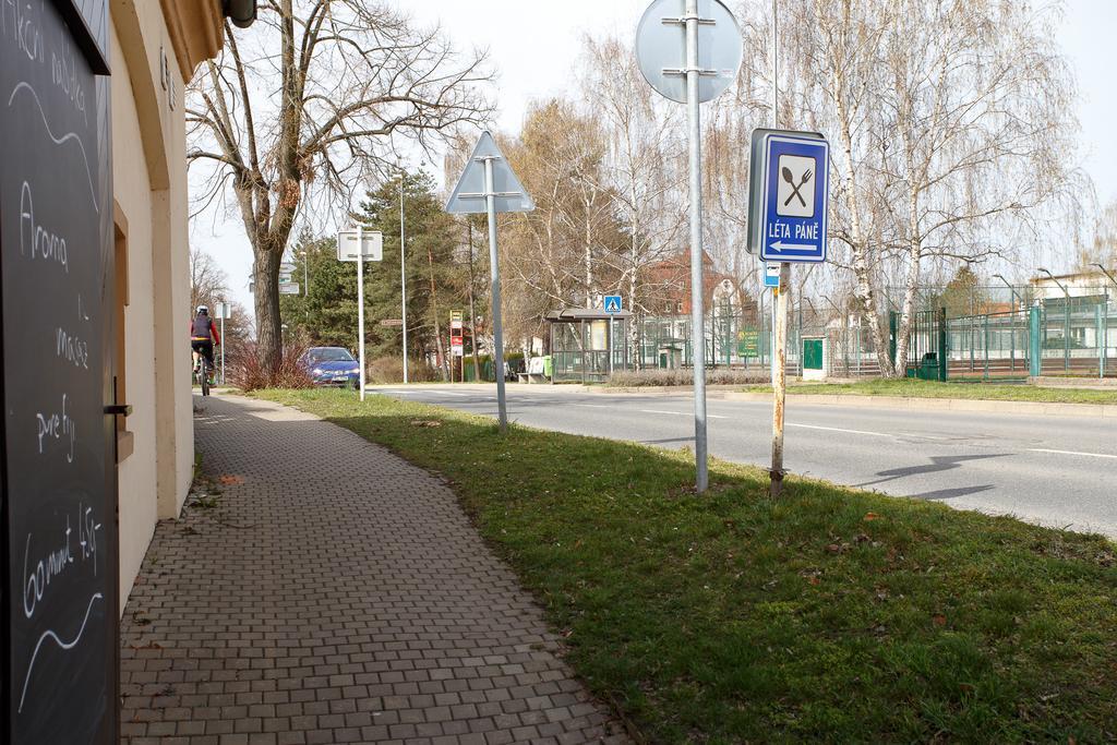 Pension U Hastrmana Hotell Praha Eksteriør bilde